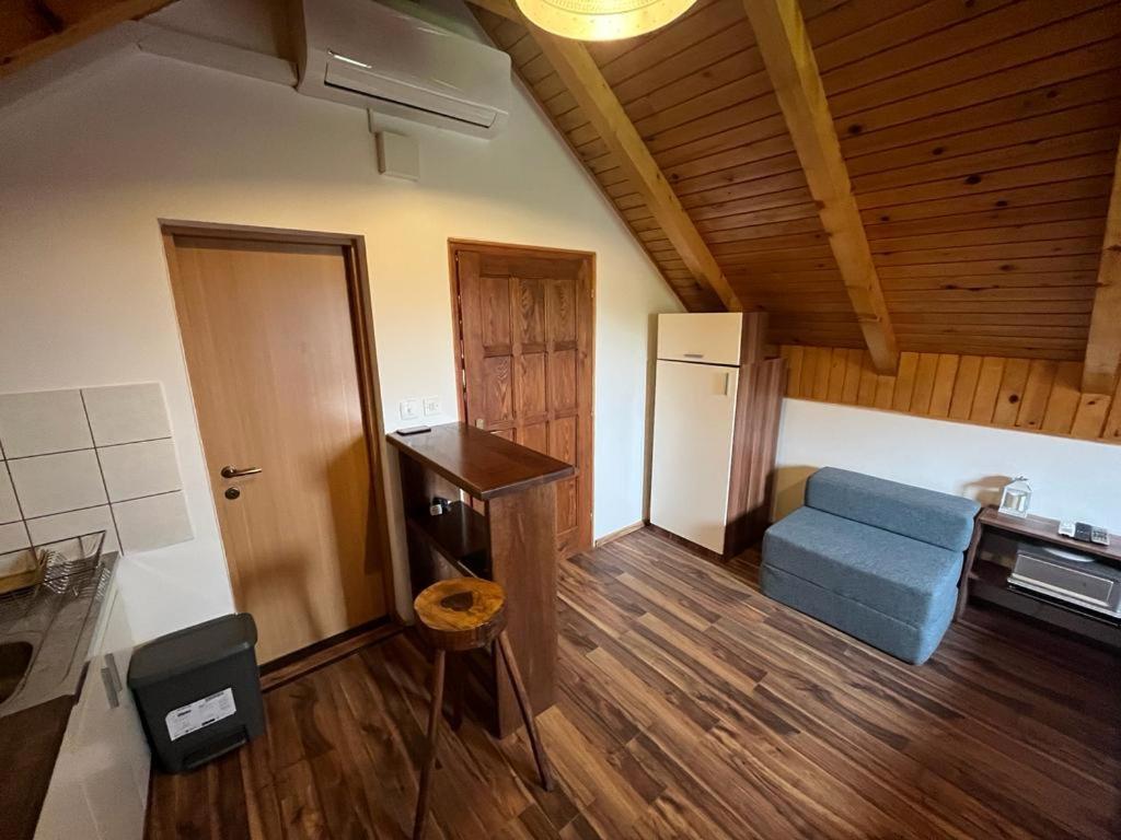 Cesargradska Klet Apartment Tuhelj Exterior photo